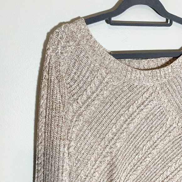 5/$25 New York & Co elbow sleeve tunic length pullover sweater - Picture 2 of 10